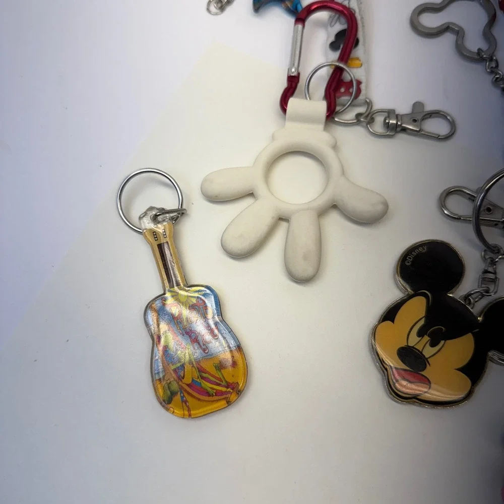 Disney Mickey Minnie Lot 17 pcs Keychains Lanyard‎ Coca-Cola Atlanta Photo Frame
